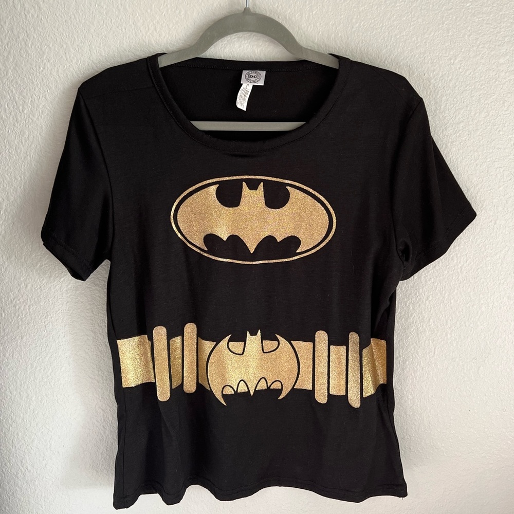 DC Comics Women’s Glitter Batman Top